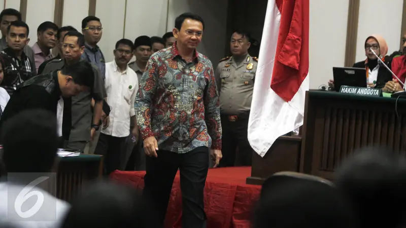 20170207-Sidang-Ahok-Jakarta-Isra-Triansyah