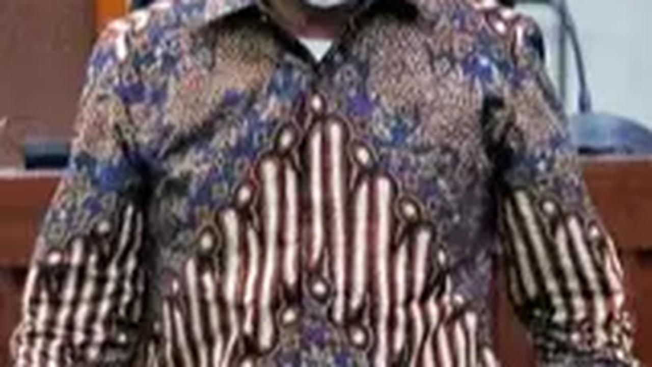 Eks Stafsus Plate Ngaku Tak Nyaman Terima 'Sangu' Rp1,5 M, Hakim: Kalau Bilang Enggak Mau, Terus Buat Apa?