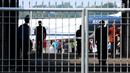 Suasana Bandara Halim Perdanakusuma jelang kedatangan Presiden Amerika Ke-44 Barack Obama, Jakarta, Minggu (2/7). Sebelumnya, Obama beserta keluarga menyempatkan diri berlibur di Yogyakarta dan Bali. (Liputan6.com/Johan Tallo)
