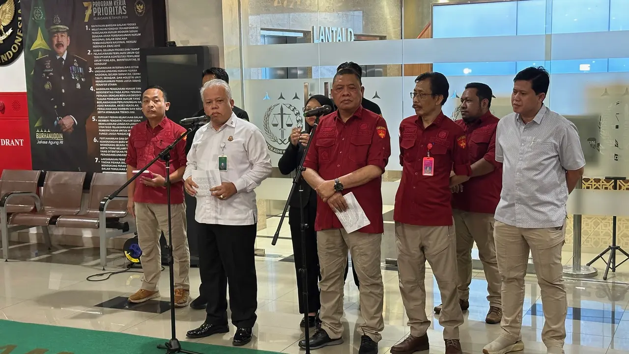 Kejagung Tetapkan 2 Tersangka Baru Kasus Korupsi Minyak Mentah