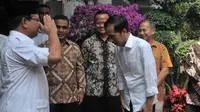 Jokowi Saat Mengunjungi Prabowo (Liputan6.com/Herman Zakharia)