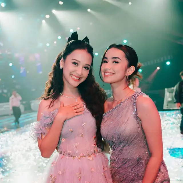 6 Potret Nadia Raisya di SCTV Awards 2024, Netizen Ramai Tag Marselino Ferdinan