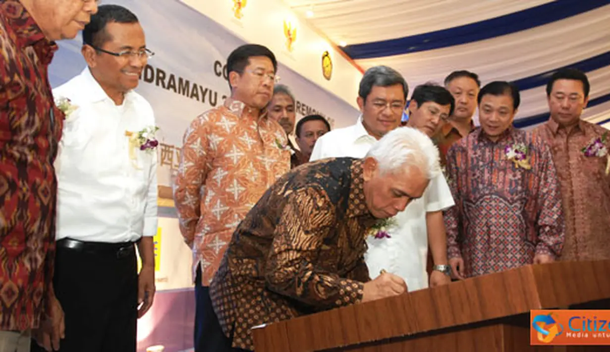 Citizen6, Indramayu: PLTU yang dibangun diatas lahan seluas 83 hektar di desa Sumur Adem, Sukrak, Indramayu ini merupakan merupakan bagian dari Fast Track Program 10.000 MW Tahap Satu (FTP-1). (Pengirim: Agus Trimukti)
