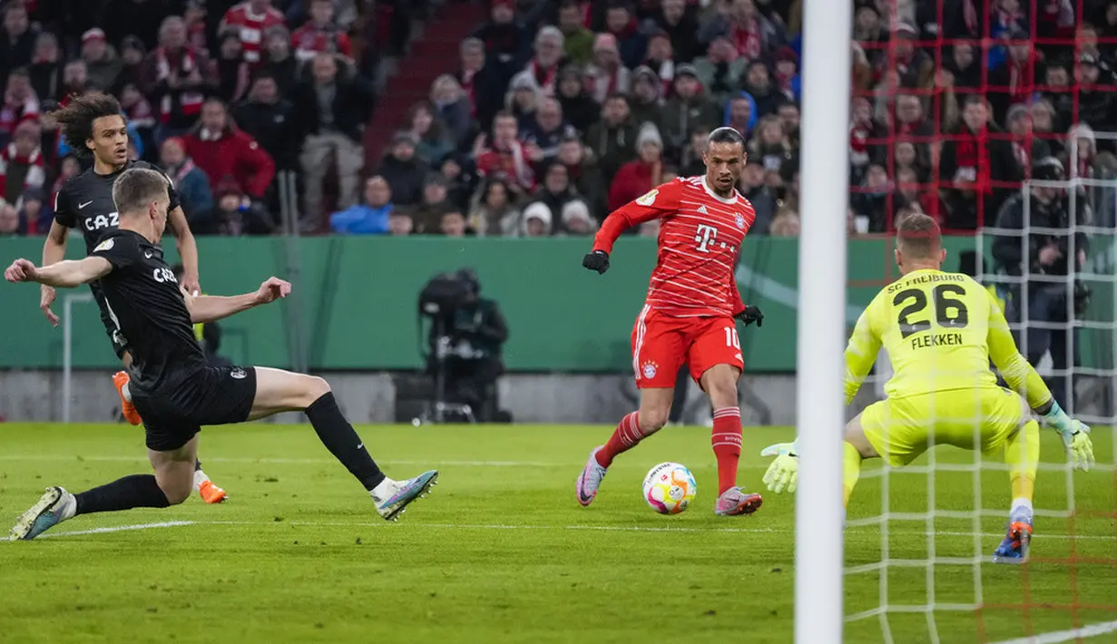 <p>Bayern secara mengejutkan tersingkir dari gelaran DFB Pokal atas Freiburg. (AP Photo/Matthias Schrader)</p>