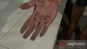 Hujan Abu Anak Krakatau, Warga Serang Keluhkan Mata Perih dan Ganggu Sekolah