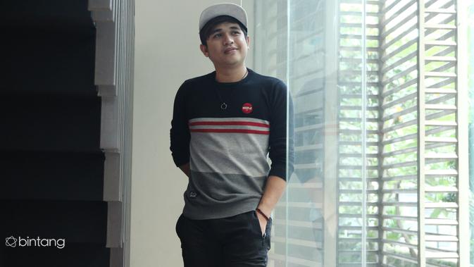 Berawal dari Iseng, Ini Kisah Popularitas Azmi dan Single Pernah