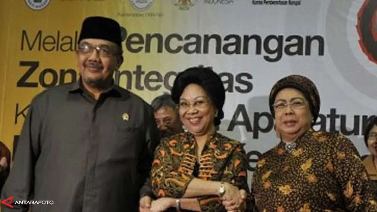 ombudsman-131029b.jpg