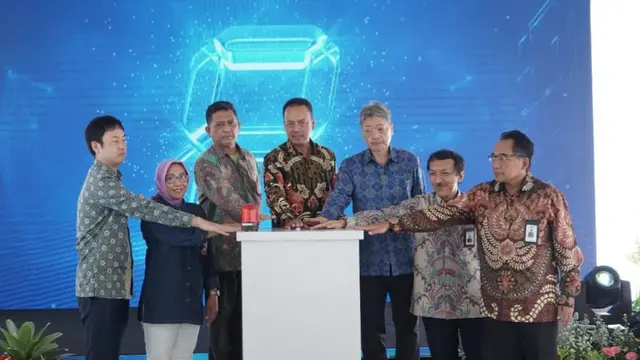 PT PLN (Persero) bersama IHI Corporation Japan melakukan uji co-firing amonia pada Pembangkit Listrik Tenaga Uap (PLTU) Gresik Unit 1 (100 MW). (Dok PLN)