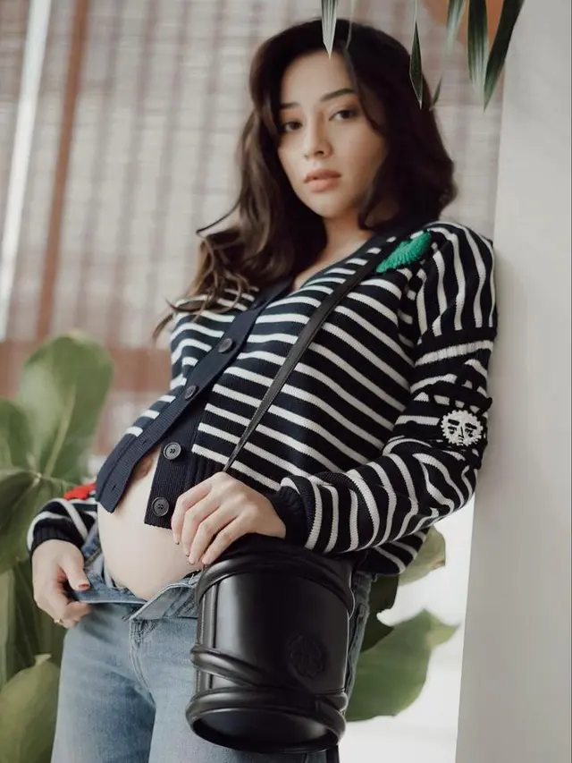 9 Gaya Nikita Willy Babymoon ke Amerika, Makin Cantik di Usia Kehamilan 6 Bulan