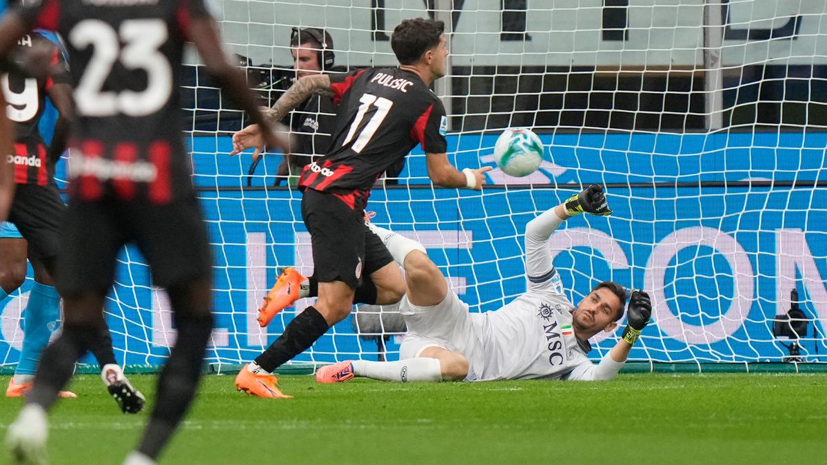 Hasil dan Klasemen Liga Italia: Hantam Napoli, AC Milan Rebut Posisi Puncak