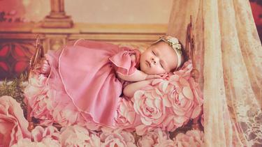 Ide Photoshoot Bayi Bertema Disney Ini Bagai Di Negeri Dongeng Fashion Fimela Com