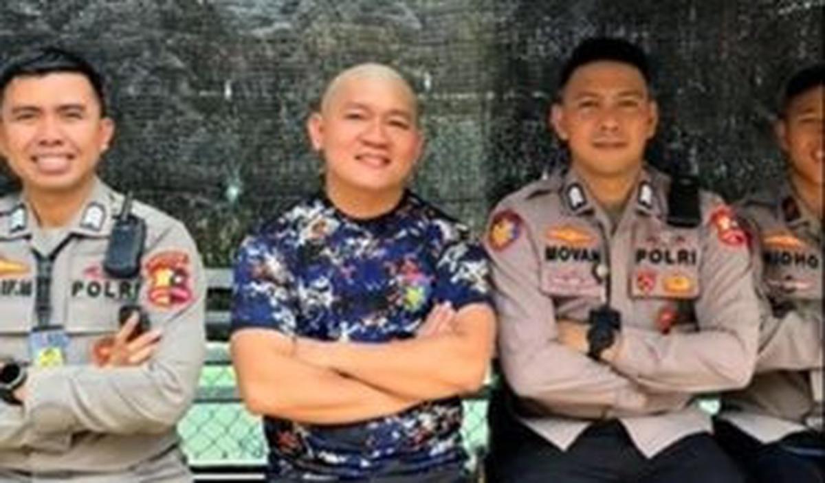 Dalam keterangan postingan, dia menyampaikan ucapan terima kasih secara khusus kepada Irjen Yassin.