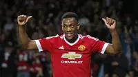 Martial vs Borini: Ketenangan Melawan Tuah Dewi Fortuna