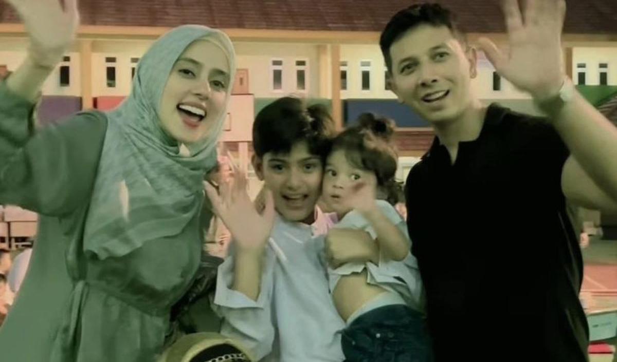 Postingan Fairuz langsung dibanjiri ucapan selamat untuk King Faaz, termasuk dari rekan seleb.