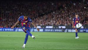 Penyerang Inggris Barcelona #14 Marcus Rashford mencetak gol pertama timnya selama pertandingan Liga Spanyol antara FC Barcelona dan Real Madrid CF di Stadion Camp Nou di Barcelona pada 11 Mei 2026. (Josep LAGO/AFP)