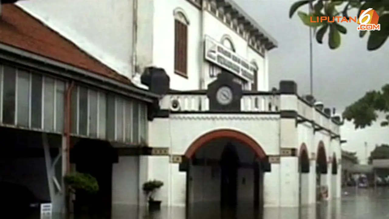 stasiun-tawang-140123b.jpg