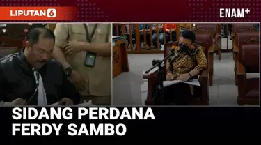 Untuk pertama kalinya terdakwa Sambo jalani sidang kasus pembunuhan Brigadir J di Pengadilan Jakarta Selatan Senin (17/10) pagi. Ferdy Sambo datang dengan menggunakan baju batik.