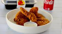 How to make crispy chicken tenders in 2 ways. (Photo: logan jeffrey/Unsplash)