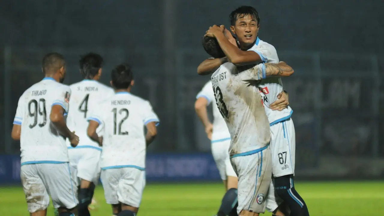 PSIS vs Arema