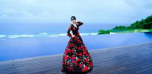 Yuk, simak liburan manjah nya Syahrini