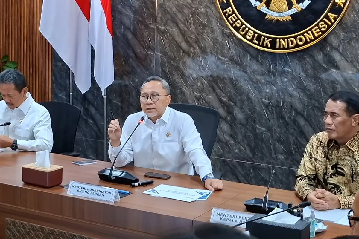 Top 3: Zulkifli Hasan Rekrut 35.576 Manajer Koperasi Desa Merah Putih