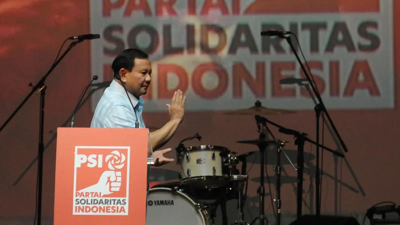 "Kakanda sudah kita deklarasikan sama kita iya kan, kalau adiknya enggak ya kebangetan gitu loh,"<br>