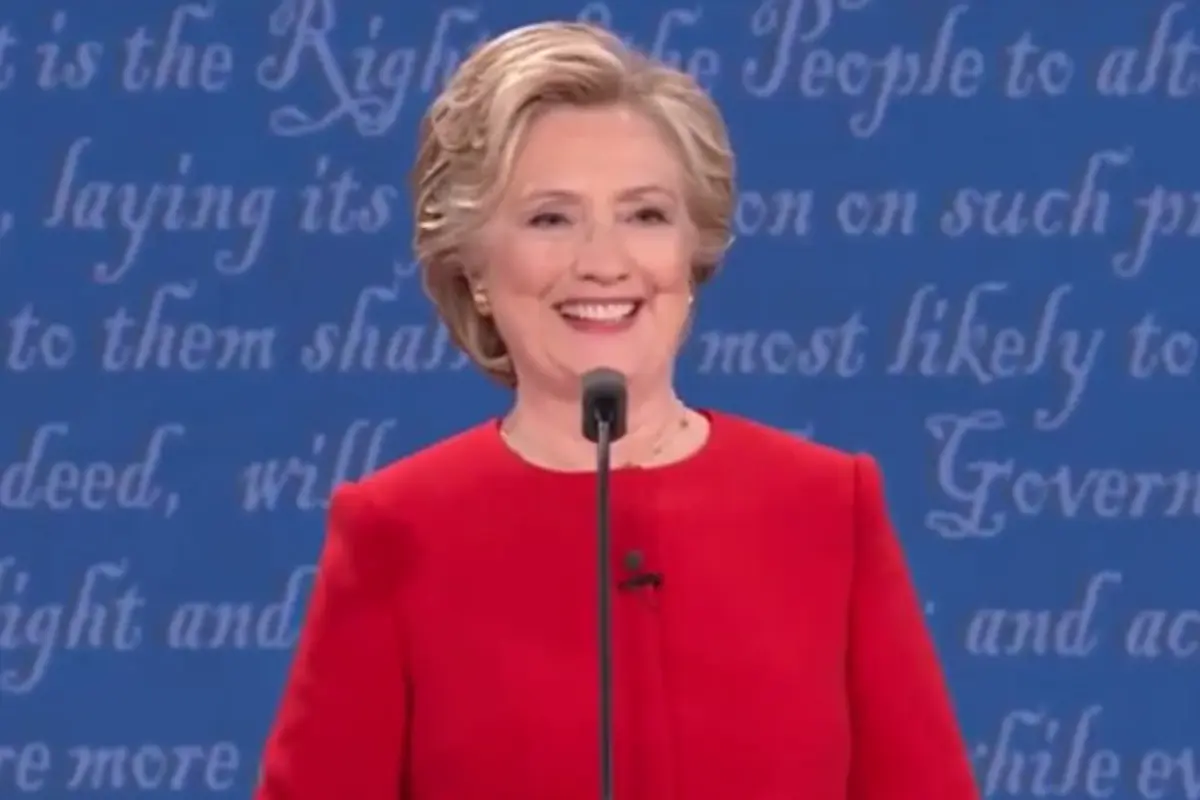 10 Gaya Berpakaian Hillary Clinton Ini Pancarkan Sisi Elegan