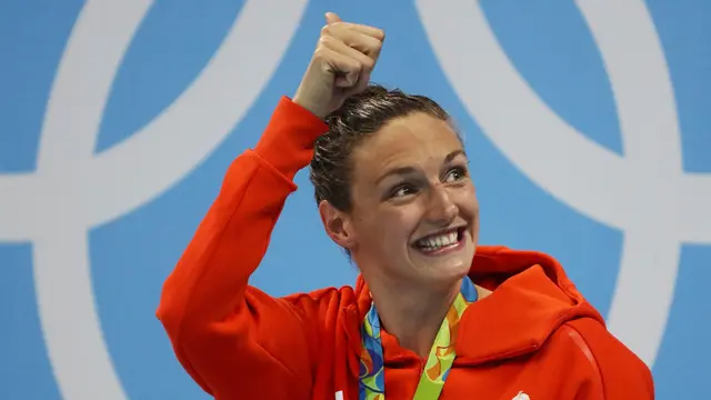 20160807- Ekspresi Atlet Wanita Peraih Medali Emas di Olimpiade Rio 2016 -REUTERS