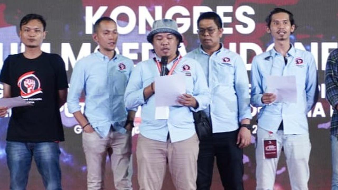 FOTO: Kick-Off Generasi Emas 2045 Dukung Pilpres Satu Putaran di Kongres Kaum Moeda Indonesia