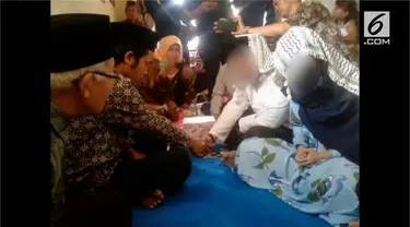 Ibunda sejoli korban persekusi di Tangerang memiliki harapan tersendiri setelah mereka menikah.