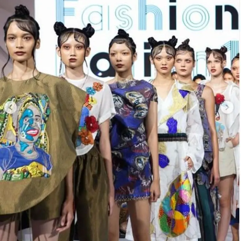 Fashion Nation 17th di Senayan City Jakarta menampilkan karya Rama Dauhan