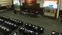 Suasana Rapat Paripurna yang di gelar di Ruangan Paripurna di DPRD Provinsi Jawa tengah, (Foto : Titoisnau)