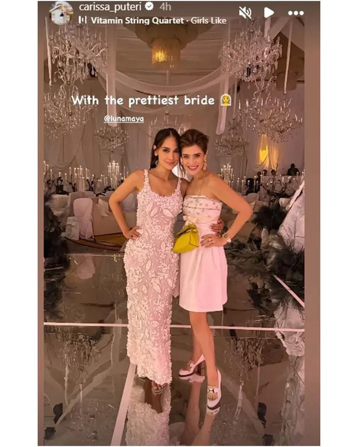 6 Potret Carissa Putri dan Rianti Cartwright di Resepsi Luna Maya, Reuni Ayat-Ayat Cinta