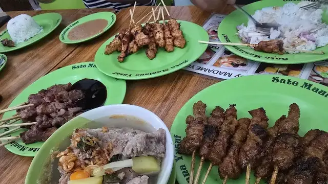 Sate Maulana Yusuf