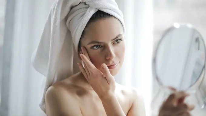 Cara Mengatasi Kulit Wajah yang Berjerawat