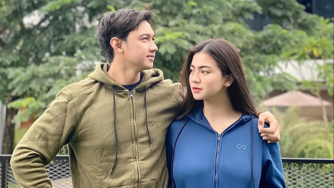 Caesar Hito dan Felicya Angelista