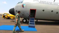 Kepala BNPB terbang dari pangkalan udara TNI AU Lanud Halim Perdanakusuma pada pukul 13.20 WIB menggunakan pesawat Hercules C-130 dan dijadwalkan tiba di Lanud Sadjad Ranai, Natuna sore hari. (Bidang Komunikasi Kebencanaan BNPB)