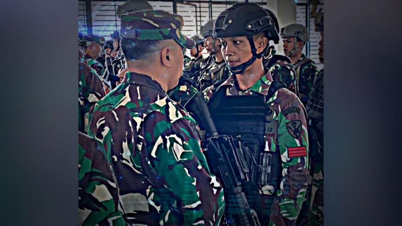 Perjalanan singkat hidup Praka Mohammad Sugeng juga beririsan dengan kehidupan sosialnya. Tidak hanya sebatas pada pendidikan militernya saja, pada tanggal 13 Maret 2021, Ia menikahi Anisa Nofiana. <br>