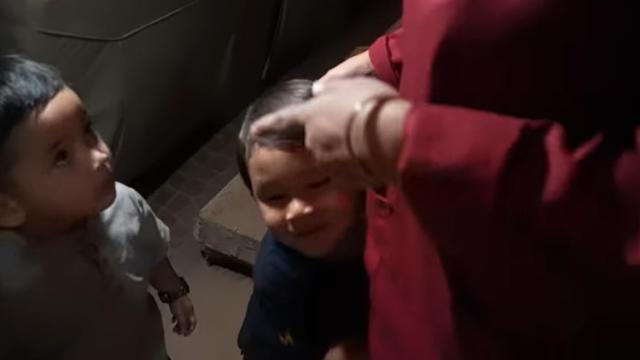 Momen pertemuan Kiano Tiger Wong dengan mantan pengasuhnya, Suster Rahma