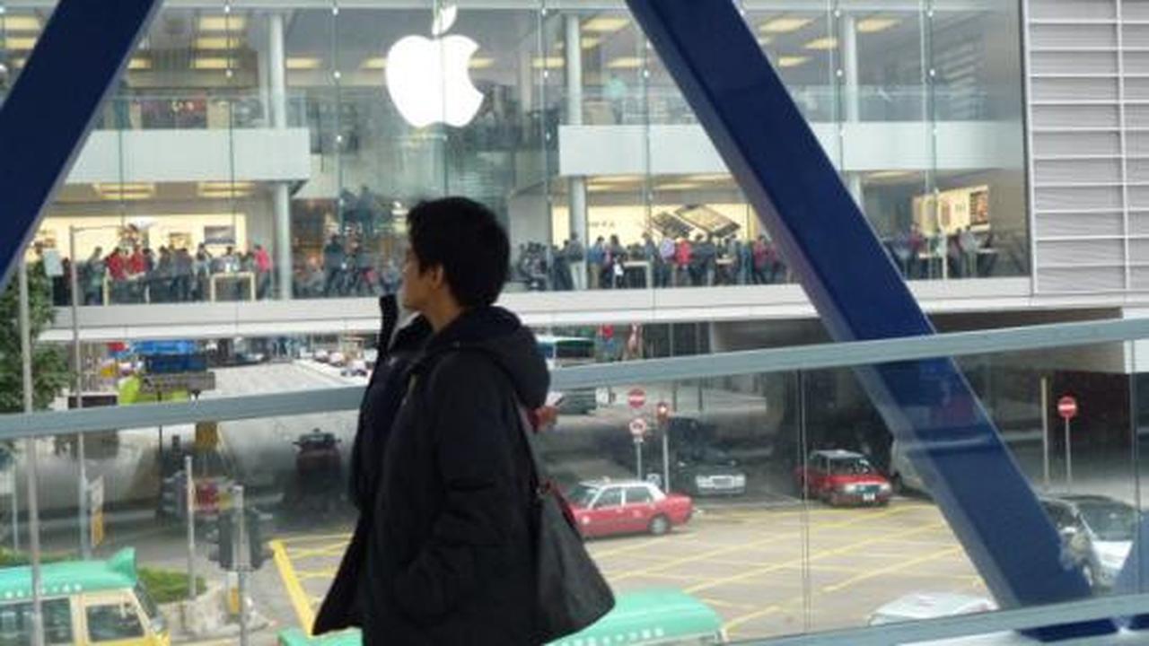 Ramai-ramai mengantre new iPad 