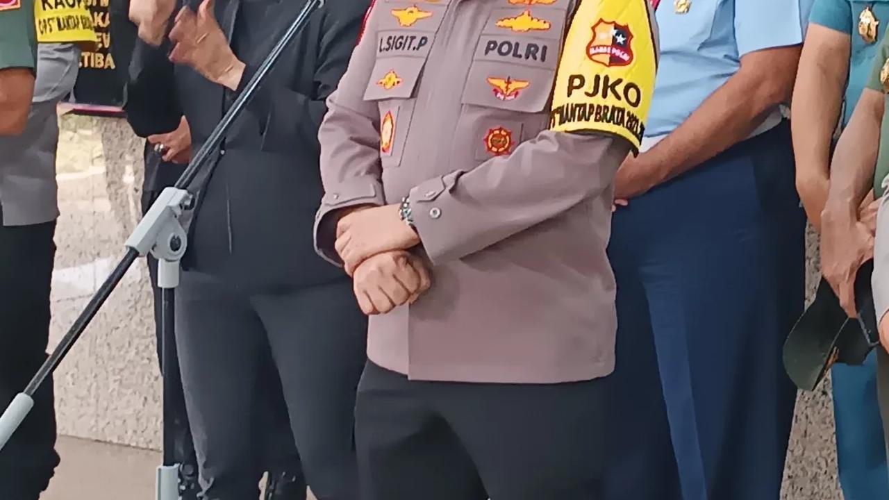 VIDEO: Keras Desakan, Kapolri Listyo Ungkap Alasan Belum Tahan Firli Bahuri