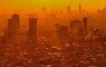 FOTO:  Keindahan Kota Jakarta yang Padat Penduduk di Kala Senja