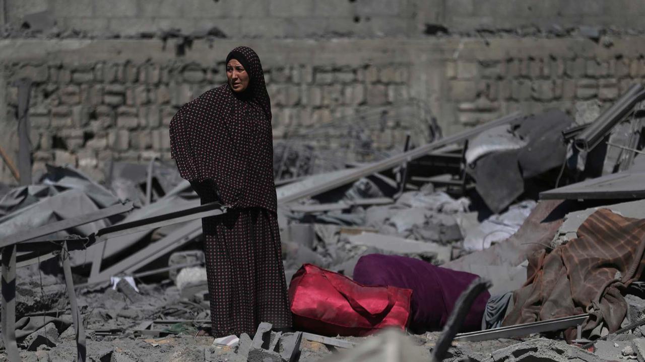 FOTO: Detik-detik Rudal Israel Hantam Gedung Bertingkat di Gaza, Warga Tetap Bertahan di Tengah Gempuran