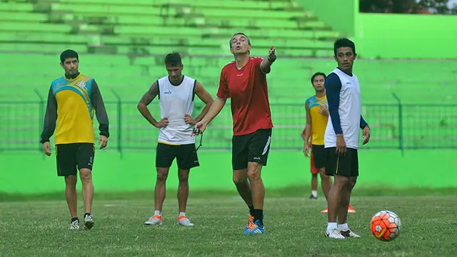 Arema Cronus