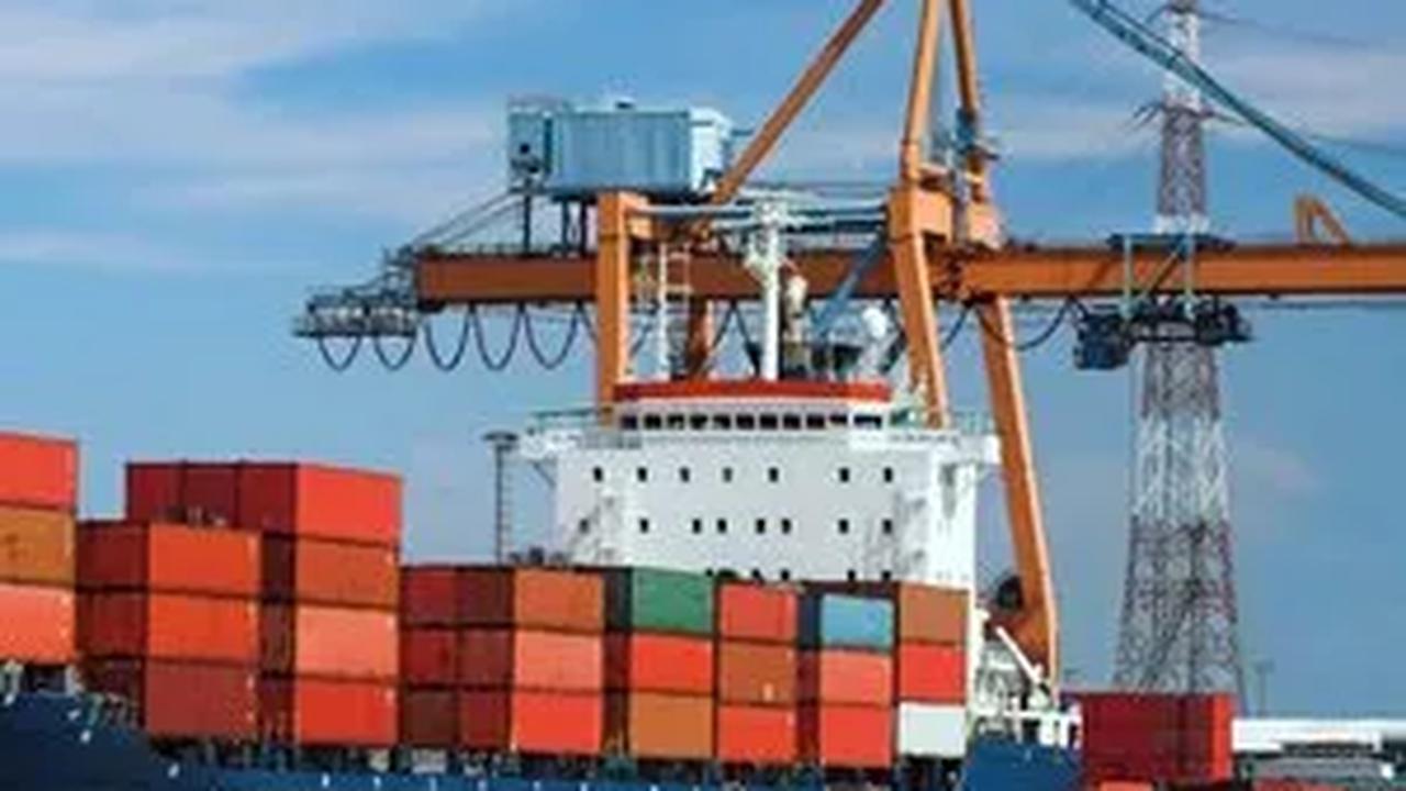 BPS mencatat senjata militer impor tersebut mayoritas berasal dari Korea Selatan.