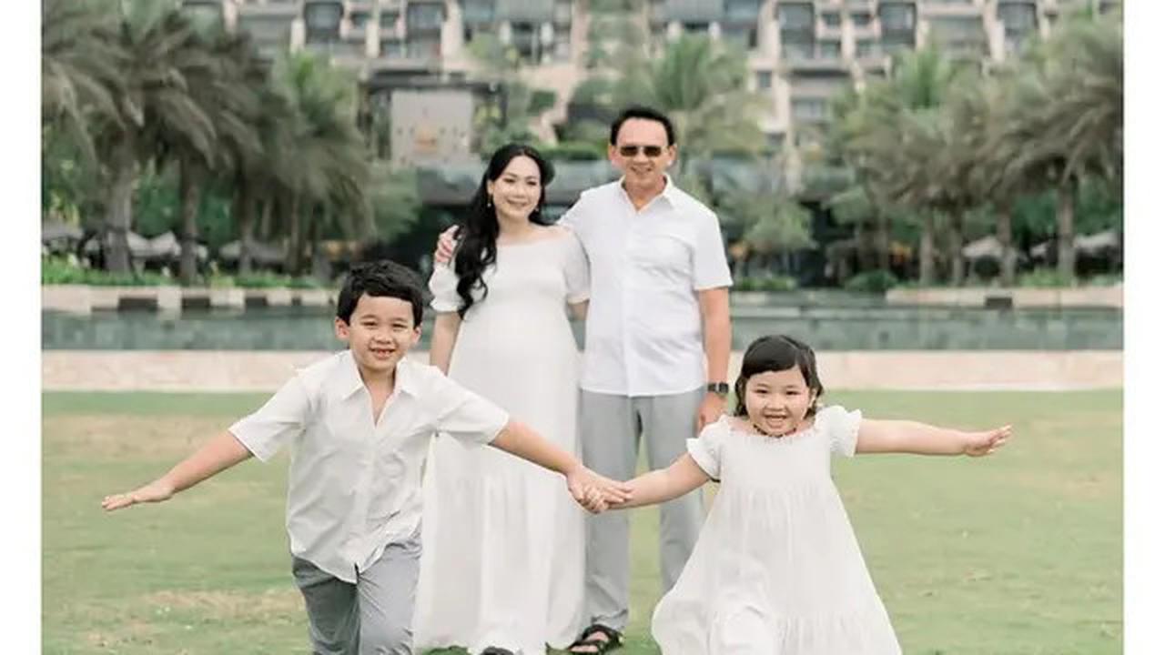 6 Potret Baby Bump Puput Nastiti Devi Istri Ahok, Dikabarkan Hamil Anak Ketiga