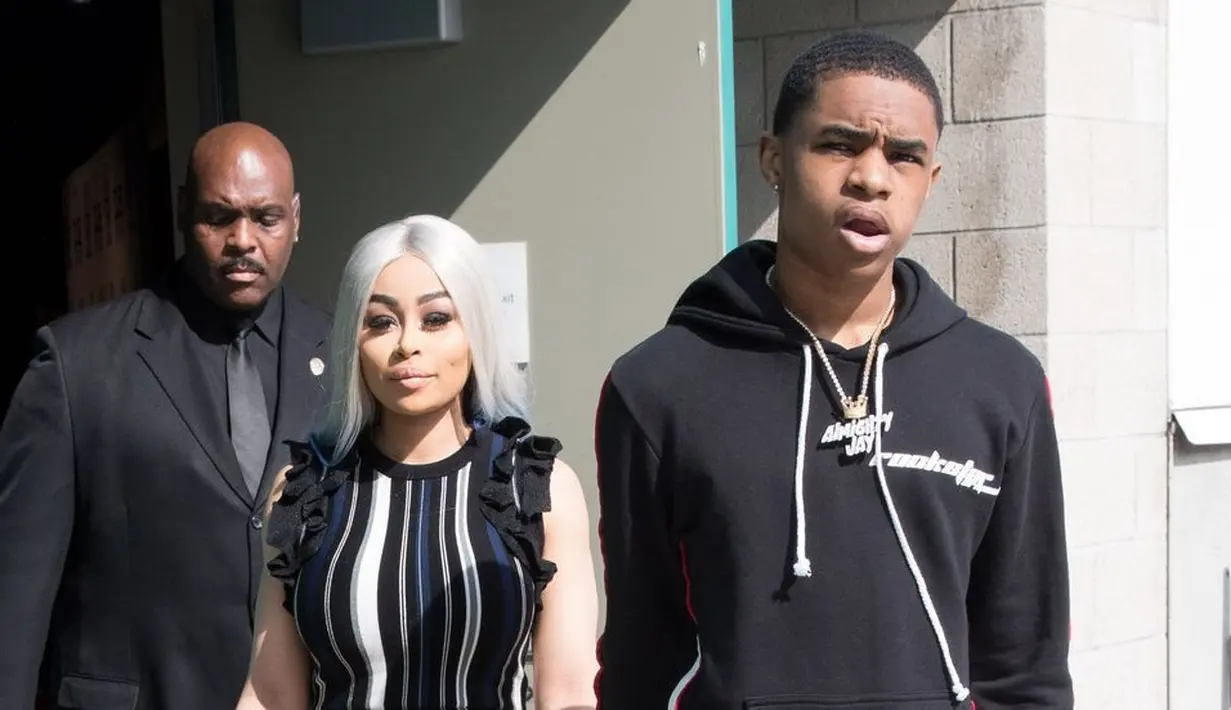 Blac Chyna dan YBN Almighty Jay juga dikabarkan sering kali bertengkar beberapa waktu terakhir. (VH1.com)