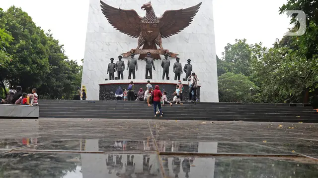 FOTO: Mengenang Jasa Pahlawan di Monumen Pancasila Sakti