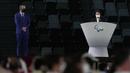 Seiko Hashimoto Presiden Tokyo 2020 memberikan sambutan saat Presiden Komite Paralimpik Internasional Andrew Parsons menyaksikan upacara pembukaan Paralimpiade 2020 di Stadion Nasional di Tokyo, Selasa, 24 Agustus 2021. (AP Photo/Shuji Kajiyama)
