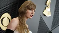 Taylor Swift dalam Grammy Awards 2024. (Jordan Strauss/Invision/AP)